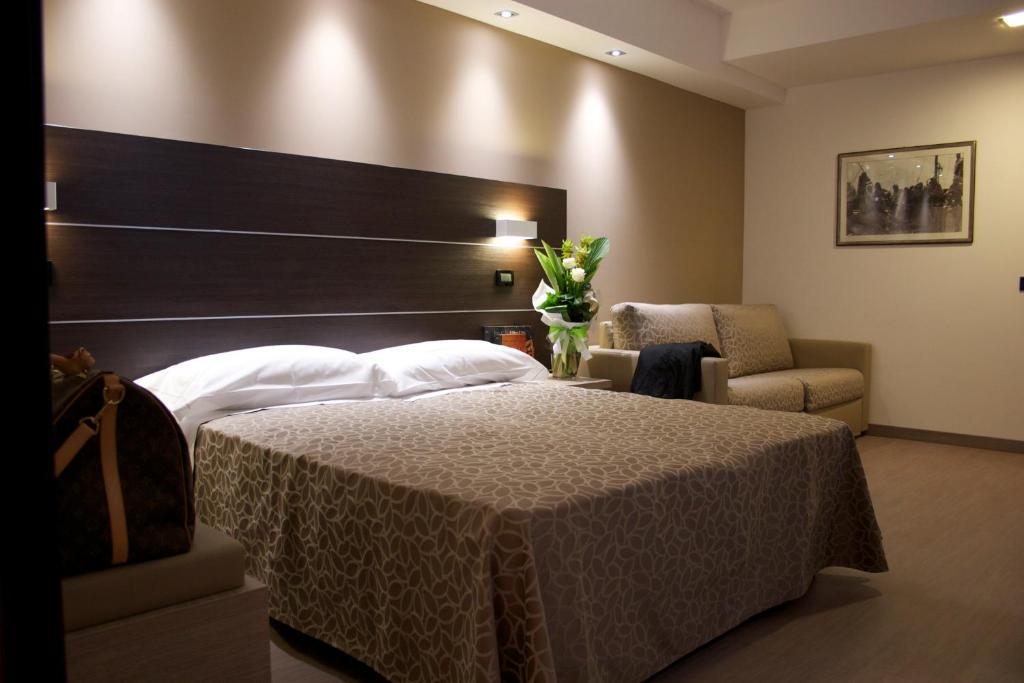 Hotel La Conchiglia Romano di Lombardia Chambre photo